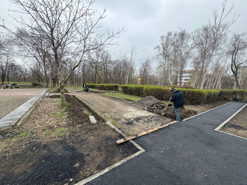 В рамках подготовки к 80-летию Победы в Великой Отечественной войне на территории Краснолучского городского округа реализуется комплекс мероприятий, направленных на сохранение исторической памяти и популяризацию подвига... В рамках подготовки к 80-летию Победы в Великой Отечественной войне на территории Краснолучского городского округа реализуется комплекс мероприятий, направленных на сохранение исторической памяти и популяризацию подвига...