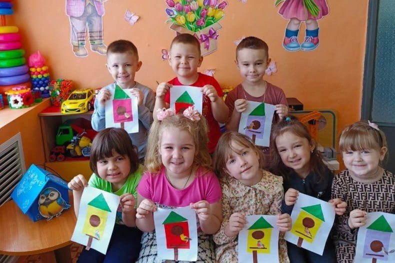 В Свердловске прошел цикл мероприятий приуроченных Международному дню птиц В Свердловске прошел цикл мероприятий приуроченных Международному дню птиц