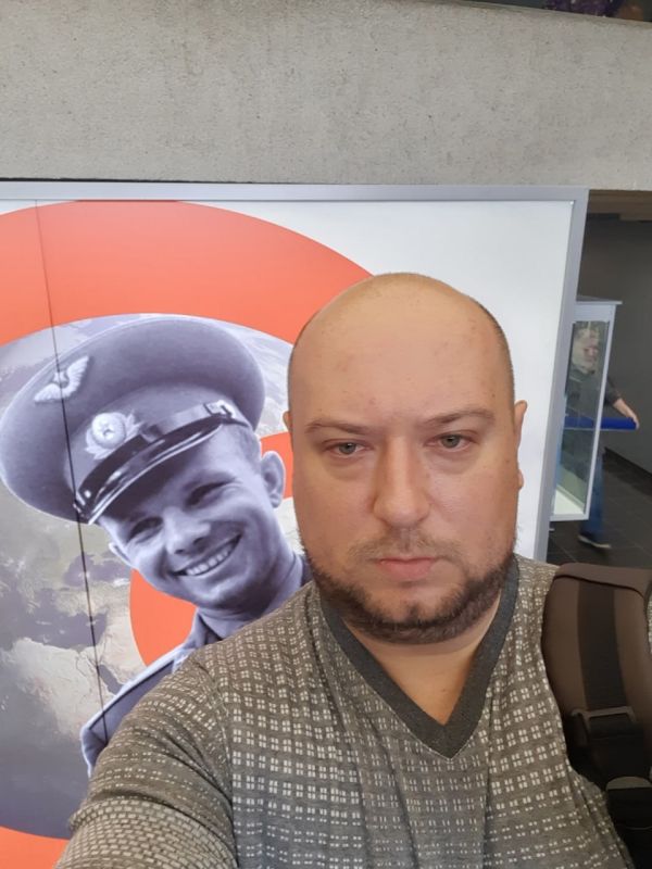 В преддверии Дня космонавтики советником директора по воспитанию ГБОУ ЛНР "Рубежанская СШ № 2" была проведена виртуальная экскурсия по Государственному музею им. К.Э.Циолковского "Космическое путешествие" В преддверии Дня космонавтики советником директора по воспитанию ГБОУ ЛНР "Рубежанская СШ № 2" была проведена виртуальная экскурсия по Государственному музею им. К.Э.Циолковского "Космическое путешествие"