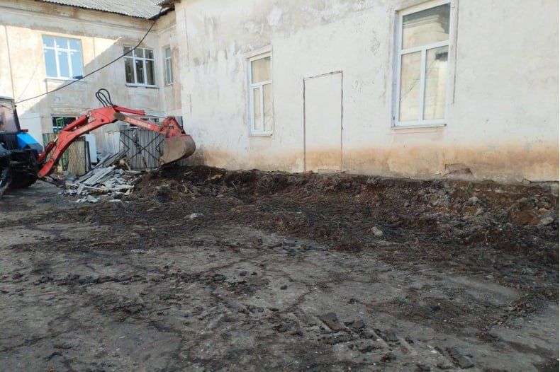 Володарская средняя школа имени Олега Кошевого в ЛНР: масштабное обновление спустя почти 70 лет Володарская средняя школа имени Олега Кошевого в ЛНР: масштабное обновление спустя почти 70 лет
