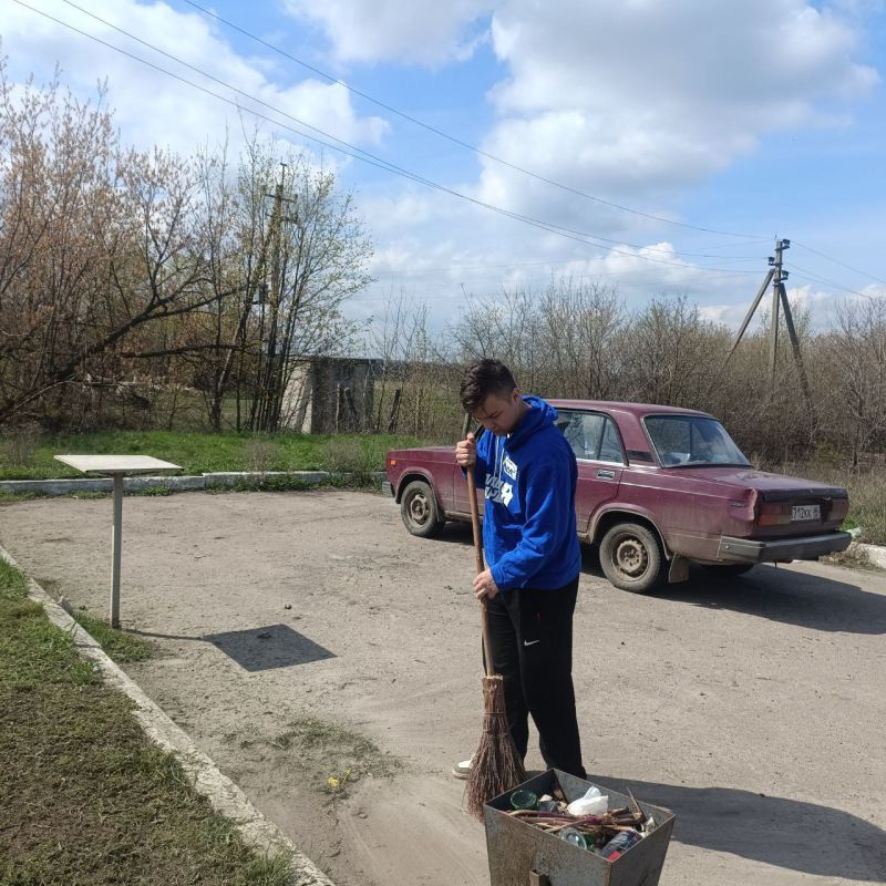 Молодежь Славяносербска чтит память! Молодежь Славяносербска чтит память!