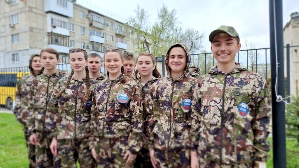 Победа. В Северодонецком городском центре патриотического воспитания, туризма и краеведения прошла военно-патриотическая игра «Победа» для обучающихся школ городского округа Северодонецка Победа. В Северодонецком городском центре патриотического воспитания, туризма и краеведения прошла военно-патриотическая игра «Победа» для обучающихся школ городского округа Северодонецка