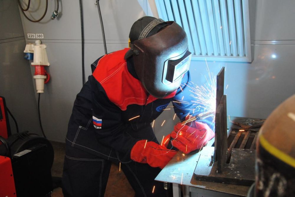 Внимание! Повторная воздушная тревога Внимание! Повторная воздушная тревога