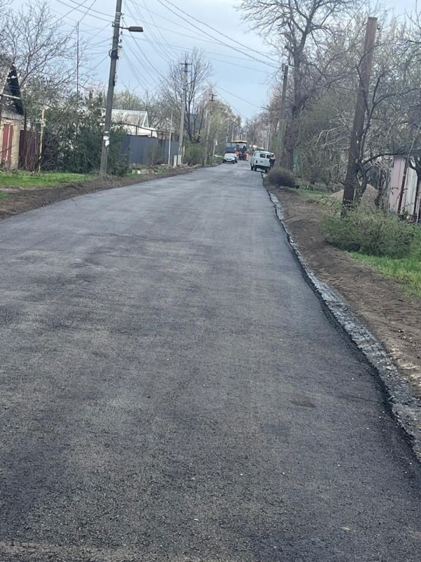 Альберт Зинченко: Ремонт дороги на улице Лесной в Станице Луганской близится к завершению Альберт Зинченко: Ремонт дороги на улице Лесной в Станице Луганской близится к завершению