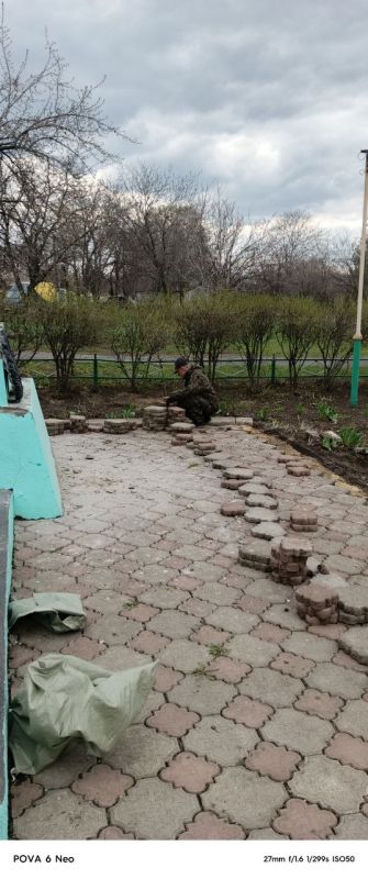 Сегодня, в преддверии празднования 80-летия Победы в Великой Отечественной войне на территории, подведомственной отделу жизнеобеспечения пгт Пролетарский начаты работы по реставрации памятника «Братская могила советских... Сегодня, в преддверии празднования 80-летия Победы в Великой Отечественной войне на территории, подведомственной отделу жизнеобеспечения пгт Пролетарский начаты работы по реставрации памятника «Братская могила советских...