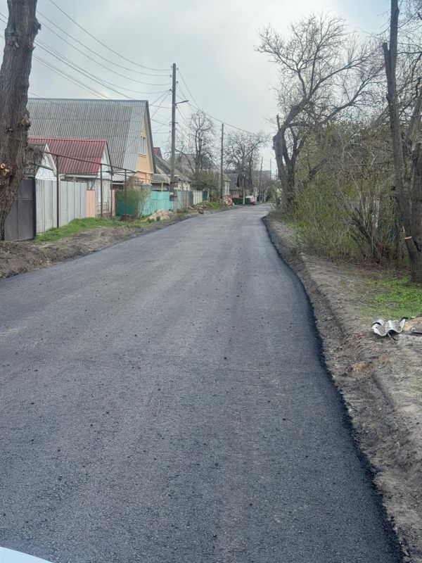 Альберт Зинченко: Ремонт дороги на улице Лесной в Станице Луганской близится к завершению Альберт Зинченко: Ремонт дороги на улице Лесной в Станице Луганской близится к завершению