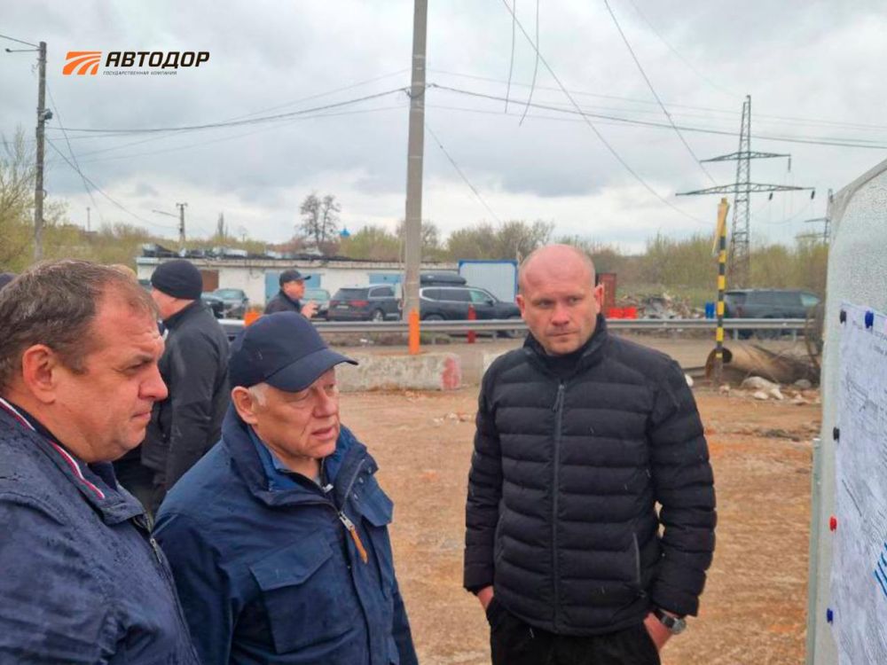 Глава Автодора Вячеслав Петушенко оценил ход капремонта искусственных сооружений в Луганске Глава Автодора Вячеслав Петушенко оценил ход капремонта искусственных сооружений в Луганске