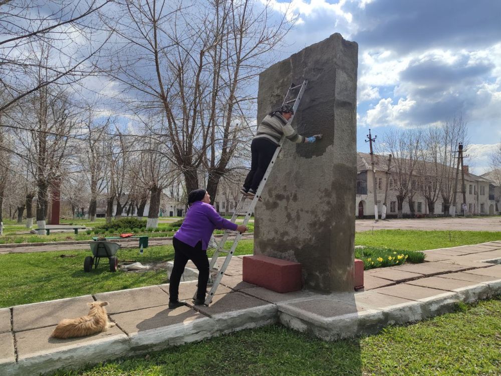 В округе продолжается уборка в рамках акции «Чистая Республика» В округе продолжается уборка в рамках акции «Чистая Республика»
