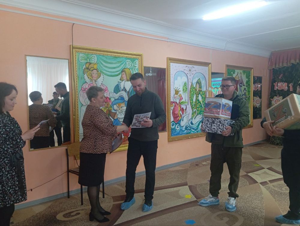 «В ГБДОУ ЛНР "Краснолучский ясли-сад № 2"Барвинок" состоялась важная встреча с представителями региона-шефа «В ГБДОУ ЛНР "Краснолучский ясли-сад № 2"Барвинок" состоялась важная встреча с представителями региона-шефа