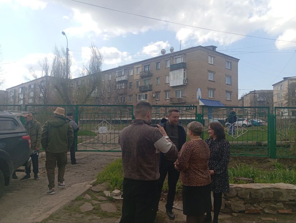 «В ГБДОУ ЛНР "Краснолучский ясли-сад № 2"Барвинок" состоялась важная встреча с представителями региона-шефа «В ГБДОУ ЛНР "Краснолучский ясли-сад № 2"Барвинок" состоялась важная встреча с представителями региона-шефа