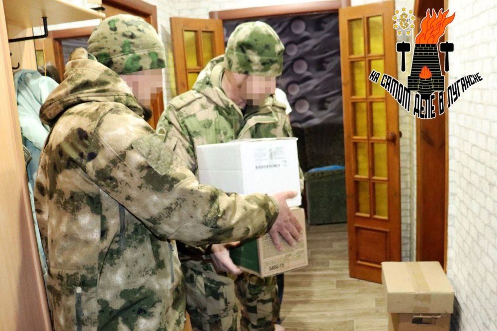 Росгвардейцы показывают, что значит быть героями не только на поле боя, но и в жизни Росгвардейцы показывают, что значит быть героями не только на поле боя, но и в жизни
