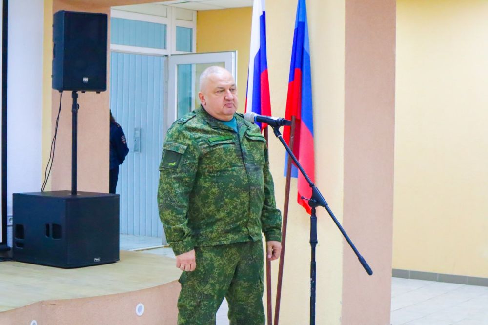 Виталий Коваленко: Сегодня в Беловодском муниципальном округе состоялось торжественное мероприятие, посвящённое Дню призывника Виталий Коваленко: Сегодня в Беловодском муниципальном округе состоялось торжественное мероприятие, посвящённое Дню призывника