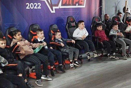 Народный цирк «Юность» провёл мастер-класс для посетителей ЦД «Победа» Народный цирк «Юность» провёл мастер-класс для посетителей ЦД «Победа»