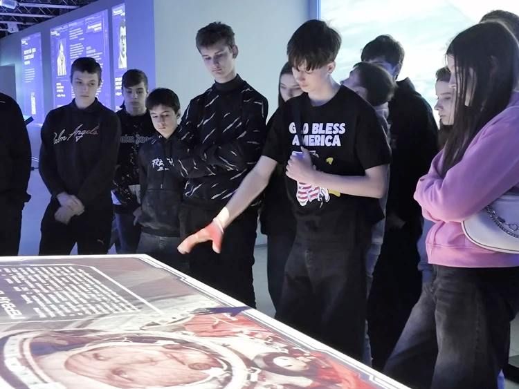 История Донбасса, поезд Победы и геологический музей: Что готовит парк «Россия - моя история» в Луганске История Донбасса, поезд Победы и геологический музей: Что готовит парк «Россия - моя история» в Луганске