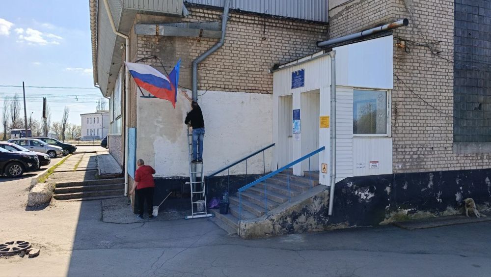 Сотрудники центра занятости присоединились к акции «Чистая Республика-2025» Сотрудники центра занятости присоединились к акции «Чистая Республика-2025»