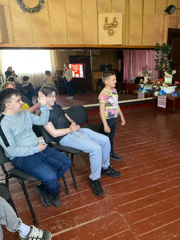 На базе ДК г. Александровска прошёл информационный час для школьников На базе ДК г. Александровска прошёл информационный час для школьников