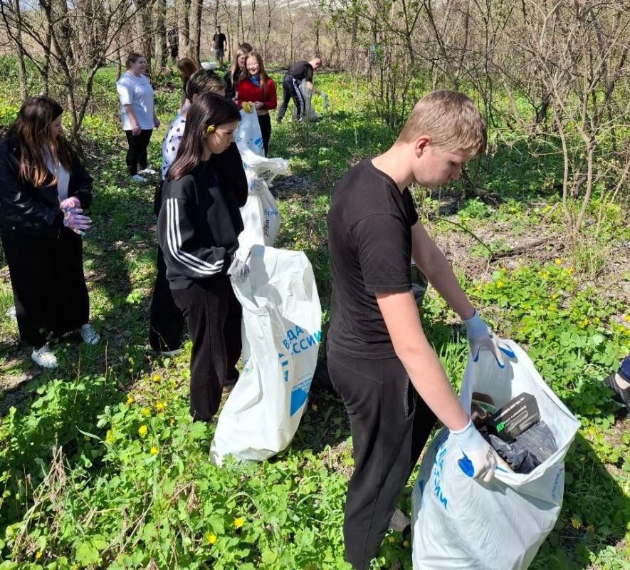 Виктория Кайдалова: Сегодня в селе Рыбянцево прошла акция "Вода России" Виктория Кайдалова: Сегодня в селе Рыбянцево прошла акция "Вода России"