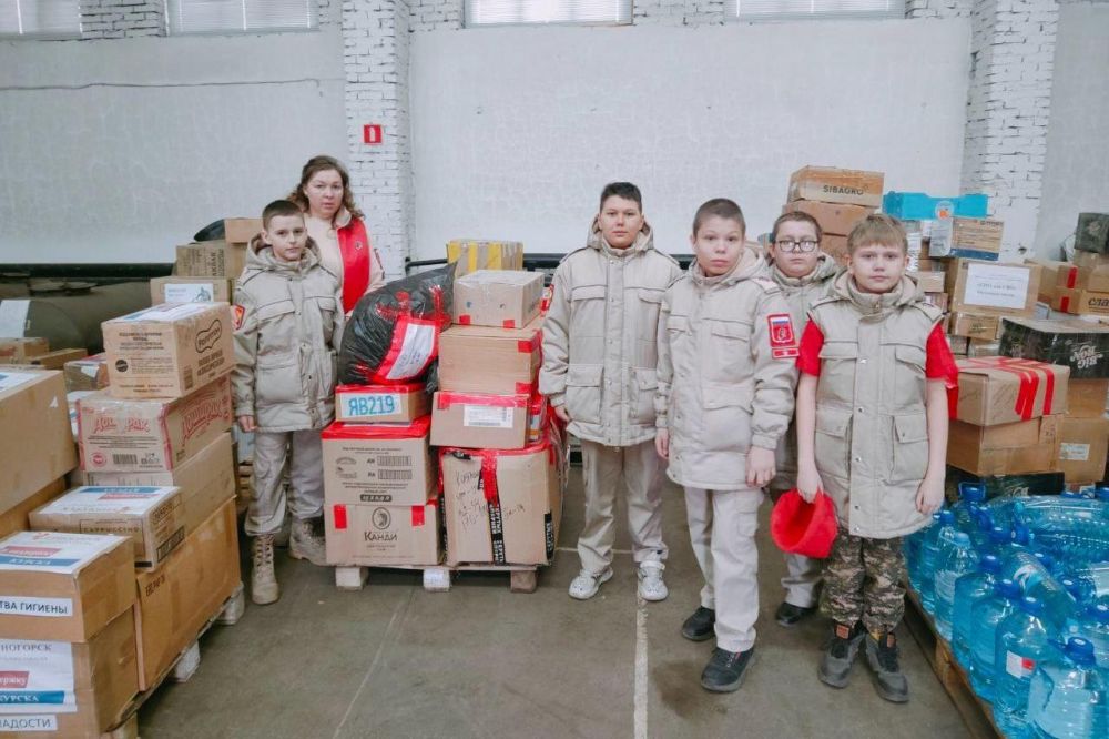 «Не просто помощь, это проявление единства духа»: школьники Хакасии помогают жителям ЛНР «Не просто помощь, это проявление единства духа»: школьники Хакасии помогают жителям ЛНР