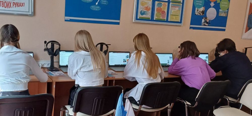 18 апреля 2025 года, в ТО ГКУ «Республиканский центр занятости населения» в Беловодском районе прошел региональный этап ежегодной Всероссийской ярмарки трудоустройства «Работа России. Время возможностей» 18 апреля 2025 года, в ТО ГКУ «Республиканский центр занятости населения» в Беловодском районе прошел региональный этап ежегодной Всероссийской ярмарки трудоустройства «Работа России. Время возможностей»