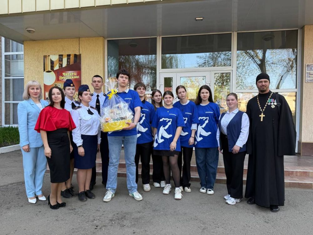 Пасха с добрым сердцем!. Сегодня, 18 апреля, в Штабе общественной поддержки «Единой России» прошло удивительное мероприятие, посвященное Великой Пасхе! Дети из общественного совета, экоцентра «Возрождение» и наш детский... Пасха с добрым сердцем!. Сегодня, 18 апреля, в Штабе общественной поддержки «Единой России» прошло удивительное мероприятие, посвященное Великой Пасхе! Дети из общественного совета, экоцентра «Возрождение» и наш детский...