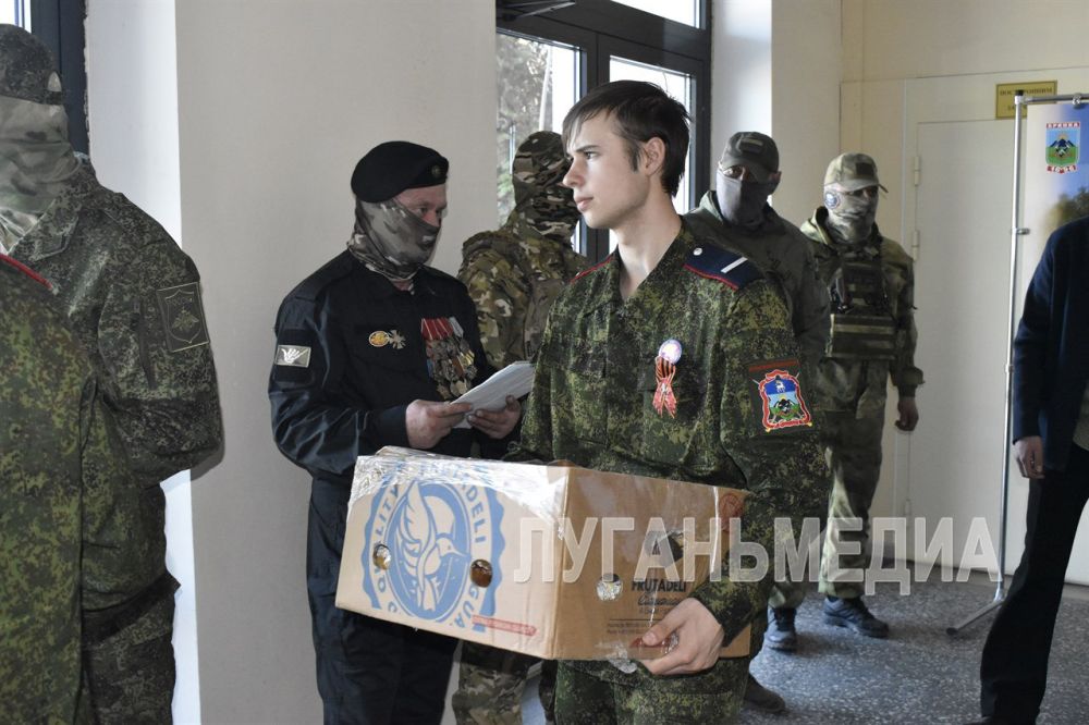 В канун Светлой Пасхи и Дня Победы брянковчане порадовали военнослужащих нескольких подразделений ВС РФ В канун Светлой Пасхи и Дня Победы брянковчане порадовали военнослужащих нескольких подразделений ВС РФ