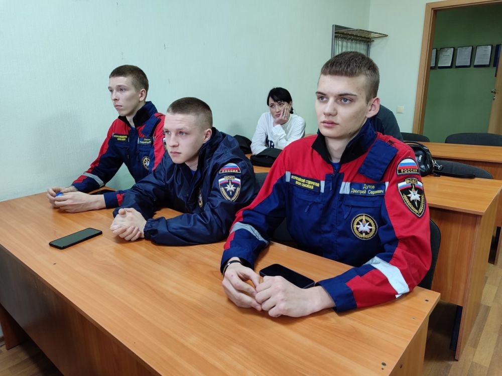 Вторые инструкторские курсы первой помощи проходят в Луганском центре медицины катастроф Вторые инструкторские курсы первой помощи проходят в Луганском центре медицины катастроф