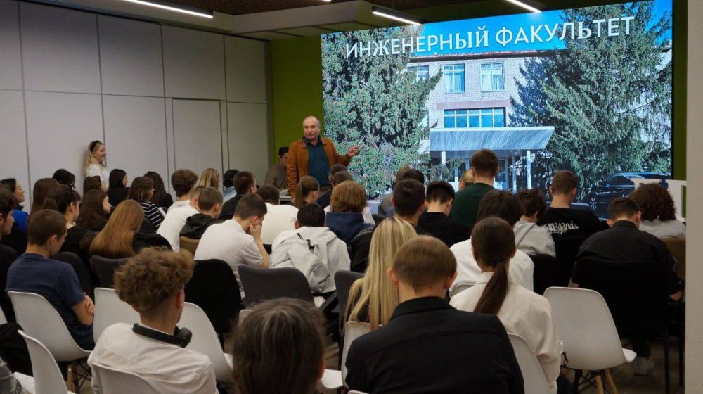 Инна Швенк: Региональный этап Всероссийской ярмарки трудоустройства прошел в ЛНР Инна Швенк: Региональный этап Всероссийской ярмарки трудоустройства прошел в ЛНР