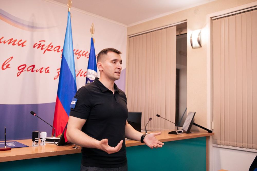 Молодая Гвардия Единой России открыла местное отделение в ЛГУ имени В. Даля Молодая Гвардия Единой России открыла местное отделение в ЛГУ имени В. Даля