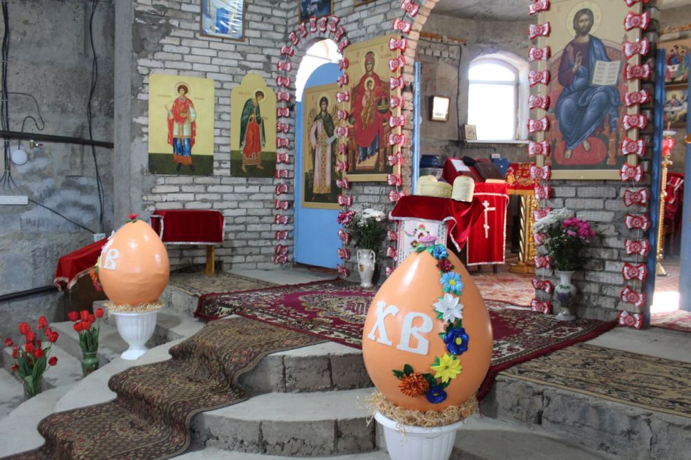 Сергей Козенко: В этот светлый день Пасхи в Краснодоне, в Храме в Честь Благовещения Пресвятой Богородицы, настоятель Протоиерей Дмитрий Притула провел торжественное пасхальное богослужение для всех верующих Сергей Козенко: В этот светлый день Пасхи в Краснодоне, в Храме в Честь Благовещения Пресвятой Богородицы, настоятель Протоиерей Дмитрий Притула провел торжественное пасхальное богослужение для всех верующих