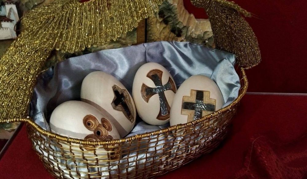 Накануне Пасхи в Алчевском городском историческом музее состоялась презентация мини-выставки алчевского мастера судомодельного спорта Анатолия Алексеевича Кравченко Накануне Пасхи в Алчевском городском историческом музее состоялась презентация мини-выставки алчевского мастера судомодельного спорта Анатолия Алексеевича Кравченко