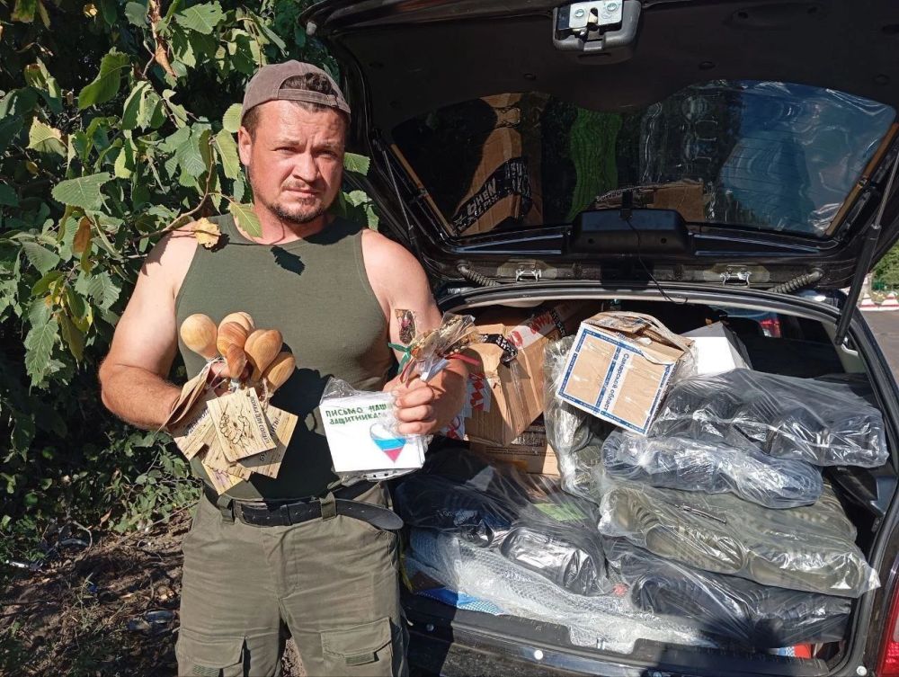 Ложка для солдата. Воронежский мастер придумал акцию "Ложка для солдата", чтобы порадовать бойцов на фронте Ложка для солдата. Воронежский мастер придумал акцию "Ложка для солдата", чтобы порадовать бойцов на фронте