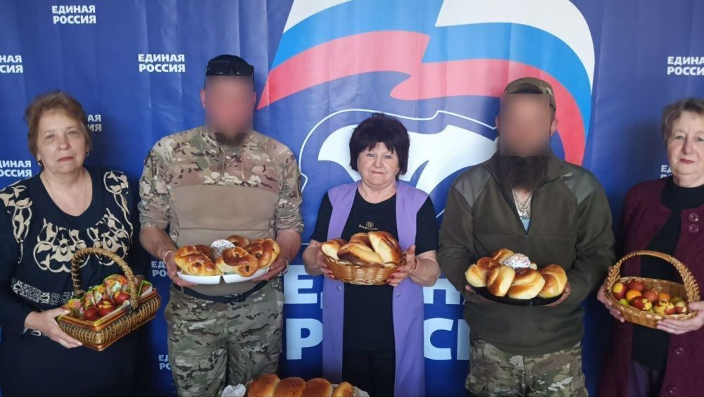 Пасхальные подарки и тёплые слова: волонтёры поздравили военнослужащих со светлым праздником Пасхальные подарки и тёплые слова: волонтёры поздравили военнослужащих со светлым праздником
