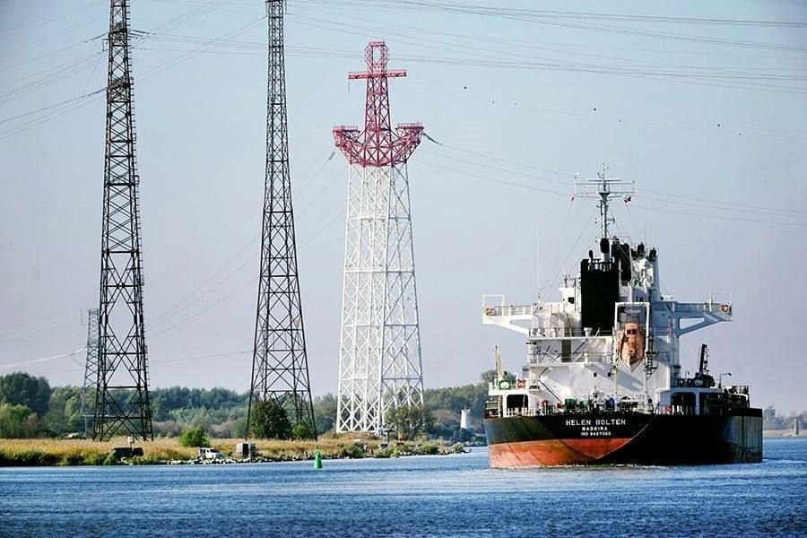 Самые необычные и удивительные опоры ЛЭП в России Самые необычные и удивительные опоры ЛЭП в России