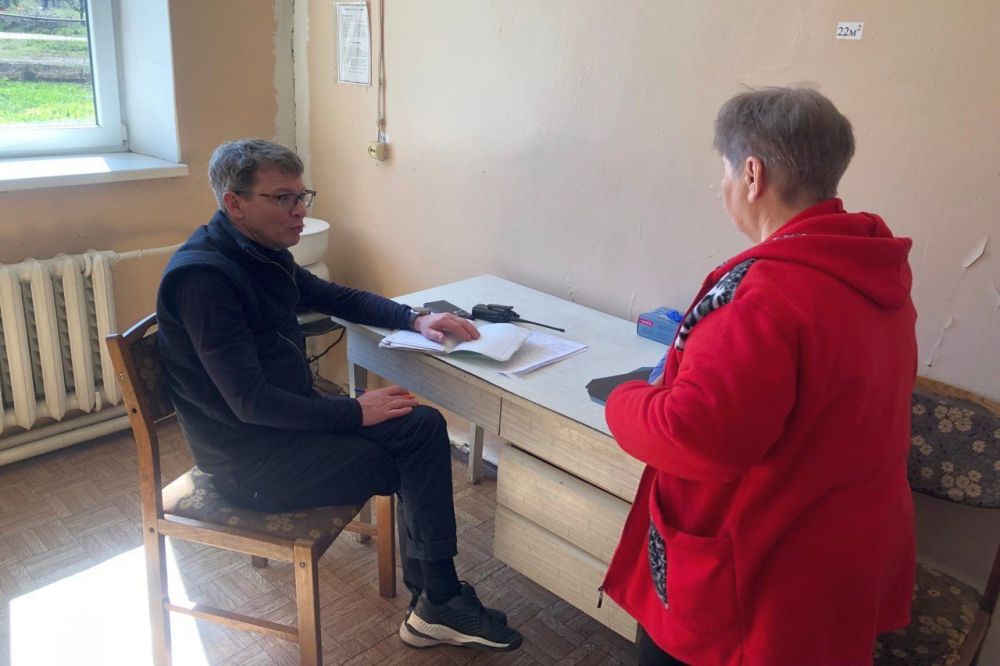 За три недели врачи из Красноярского края осмотрели, проконсультировали и оказали медицинскую помощь 1744 жителям Свердловского муниципального округа За три недели врачи из Красноярского края осмотрели, проконсультировали и оказали медицинскую помощь 1744 жителям Свердловского муниципального округа