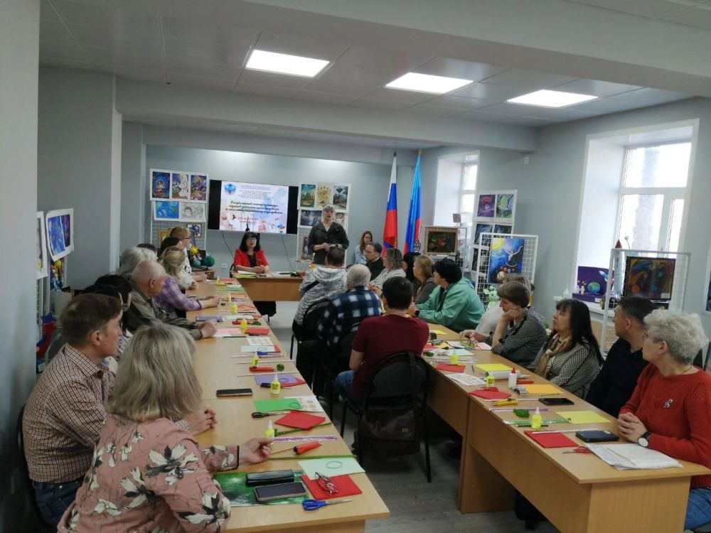 Педагоги дополнительного образования ГБУ ДО ЛНР "Беловодский районный центр детского и юношеского творчества" приняли участие в республиканском семинаре-практикуме педагогов дополнительного образования по... Педагоги дополнительного образования ГБУ ДО ЛНР "Беловодский районный центр детского и юношеского творчества" приняли участие в республиканском семинаре-практикуме педагогов дополнительного образования по...