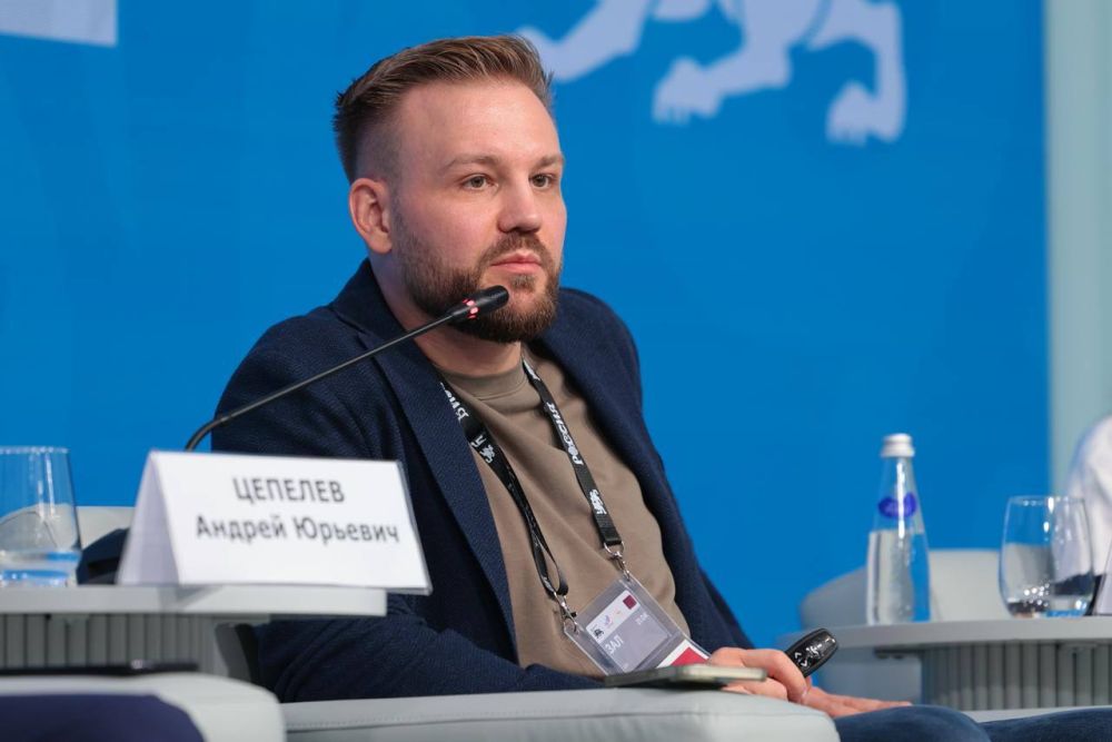 Важную роль муниципальных служащих в эпоху искусственного интеллекта обсудили в Национальном центре «Россия» на II Всероссийском муниципальном форуме «МАЛАЯ РОДИНА - СИЛА РОССИИ» Важную роль муниципальных служащих в эпоху искусственного интеллекта обсудили в Национальном центре «Россия» на II Всероссийском муниципальном форуме «МАЛАЯ РОДИНА - СИЛА РОССИИ»