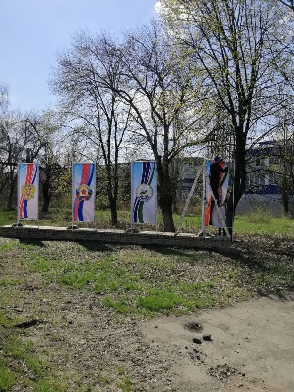 За период с 14 по 18 апреля работниками МУП "ДЭРСУ" были выполнены следующие работы: За период с 14 по 18 апреля работниками МУП "ДЭРСУ" были выполнены следующие работы: