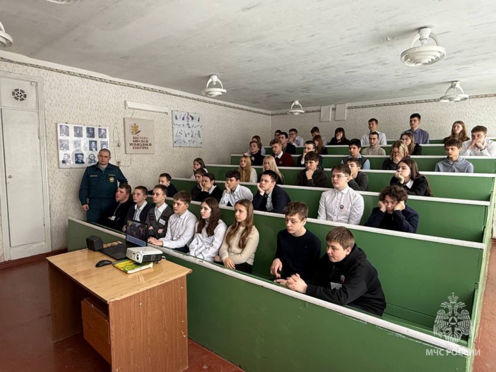 Правила безопасности должны знать все - от мала до велика! Правила безопасности должны знать все - от мала до велика!