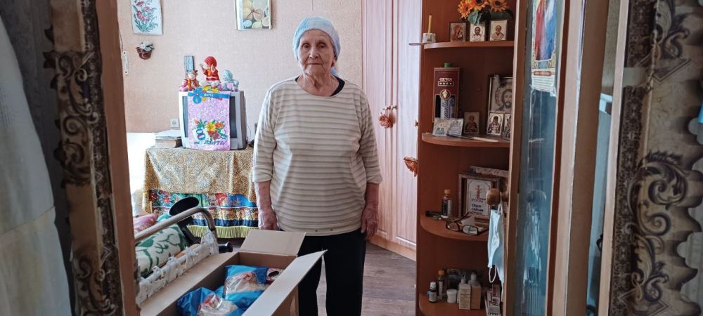 В преддверии празднования 80-летия Победы ветеранам Великой Отечественной войны и приравненным к ним, передали гуманитарную помощь В преддверии празднования 80-летия Победы ветеранам Великой Отечественной войны и приравненным к ним, передали гуманитарную помощь