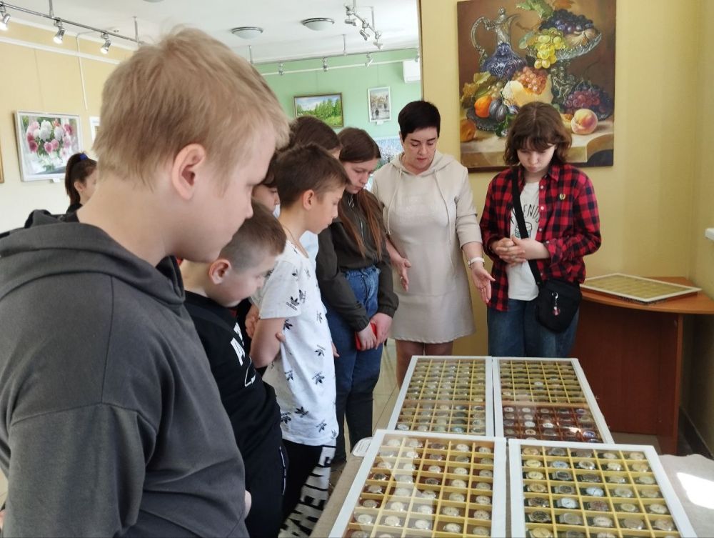 Выставка "Время Победы" в Северодонецкой галерее искусств! Выставка "Время Победы" в Северодонецкой галерее искусств!