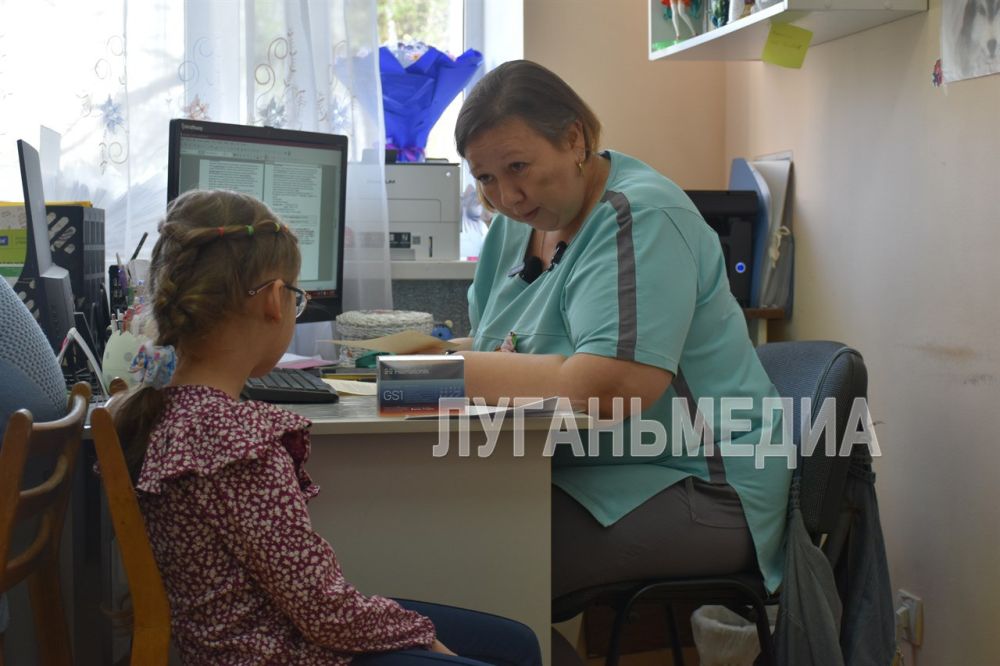Детей с сахарным диабетом обеспечивают датчиками непрерывного мониторинга глюкозы Детей с сахарным диабетом обеспечивают датчиками непрерывного мониторинга глюкозы