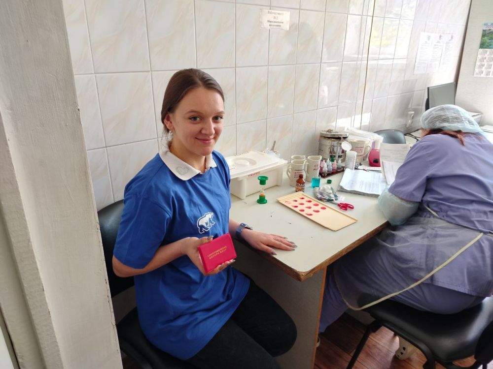 Первомайские единороссы приняли участие в неделе донорства Первомайские единороссы приняли участие в неделе донорства