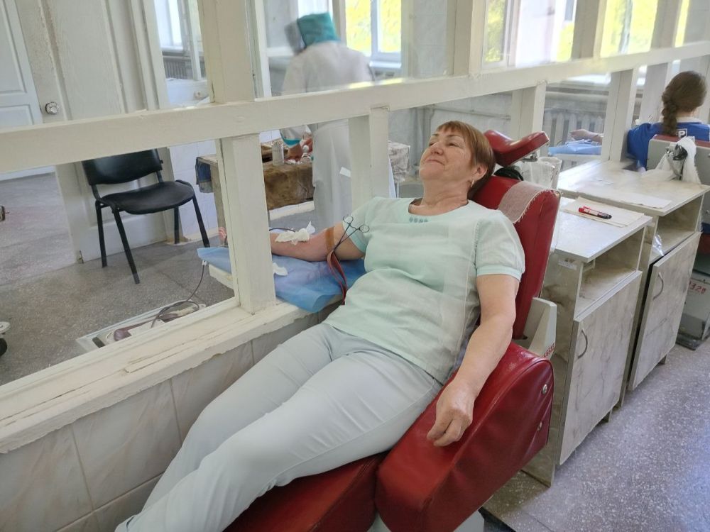 Первомайские единороссы приняли участие в неделе донорства Первомайские единороссы приняли участие в неделе донорства