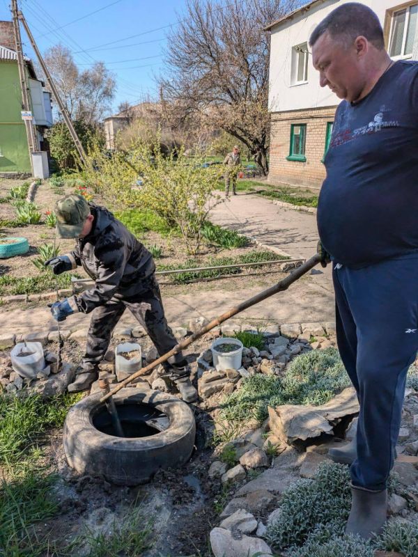 Ульяновские ремонтники устранили засоры в канализационных системах Лутугинского муниципального округа Ульяновские ремонтники устранили засоры в канализационных системах Лутугинского муниципального округа