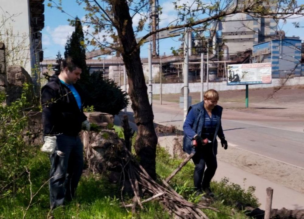 Сотрудники Алчевского металлургического комбината приняли участие в республиканской экологической акции «Чистая Республика — 2025»! Сотрудники Алчевского металлургического комбината приняли участие в республиканской экологической акции «Чистая Республика — 2025»!