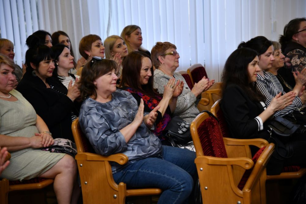 Артисты из Республики Тыва дали концерт в Свердловском муниципальном округе Артисты из Республики Тыва дали концерт в Свердловском муниципальном округе