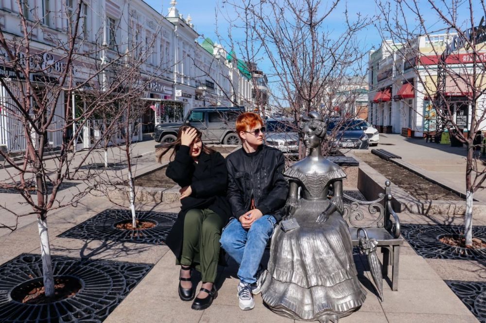 Медицинский колледж Омской области встречает студентов-медиков Стаханова Медицинский колледж Омской области встречает студентов-медиков Стаханова