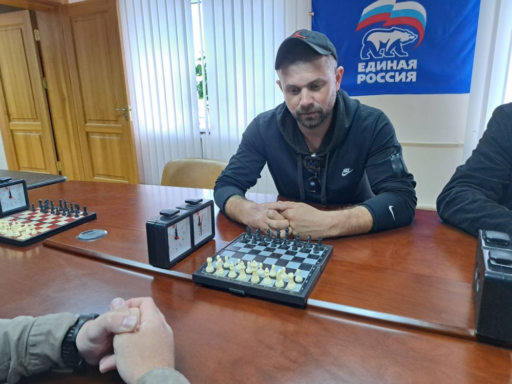 Сила России: В Свердловске провели шахматный турнир для ветеранов боевых действий Сила России: В Свердловске провели шахматный турнир для ветеранов боевых действий
