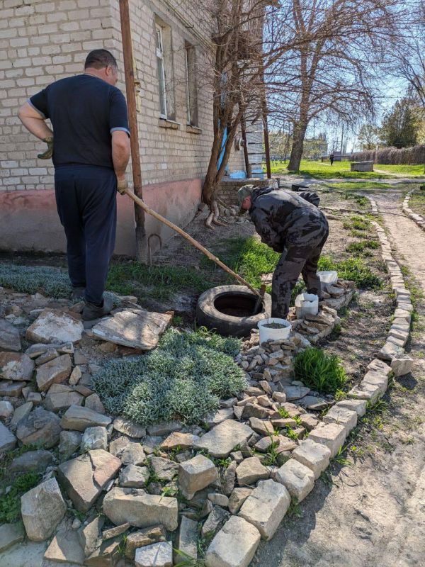 Ульяновские ремонтники устранили засоры в канализационных системах Лутугинского муниципального округа Ульяновские ремонтники устранили засоры в канализационных системах Лутугинского муниципального округа