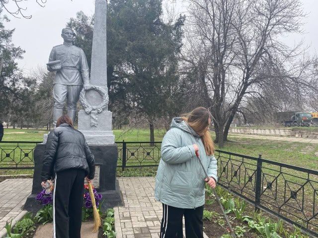 Краснолучский колледж промышленности и сервиса присоединился к экологической акции "Чистая Республика - 2025" Краснолучский колледж промышленности и сервиса присоединился к экологической акции "Чистая Республика - 2025"